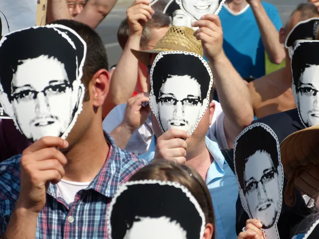 snowden-masks